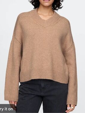 NWT Gap CashSoft Camel Tan V-Neck Cropped Sweater Oversized L
